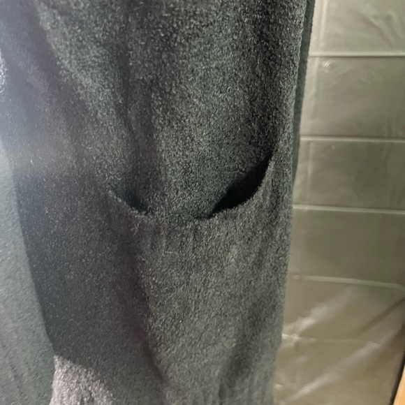 Barefoot Dreams S black cardigan - Picture 4 of 6